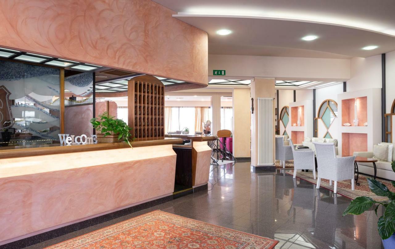 Hotel Strand Bellaria-Igea Marina Eksteriør billede